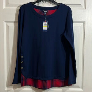 NWT Izod women’s Navy Blue Tunic Long sleeves - Contrast Hem size Medium
